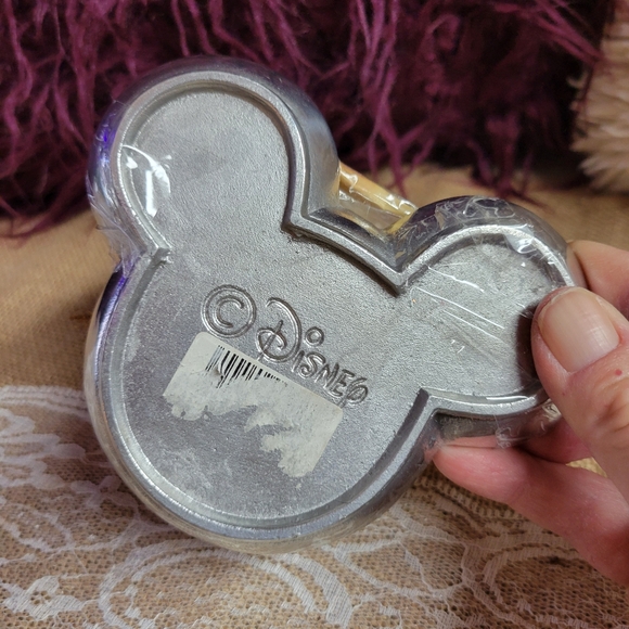 NWT Walt Disney world 3×3 pillar candle mouse head matching metal tray - Picture 7 of 9
